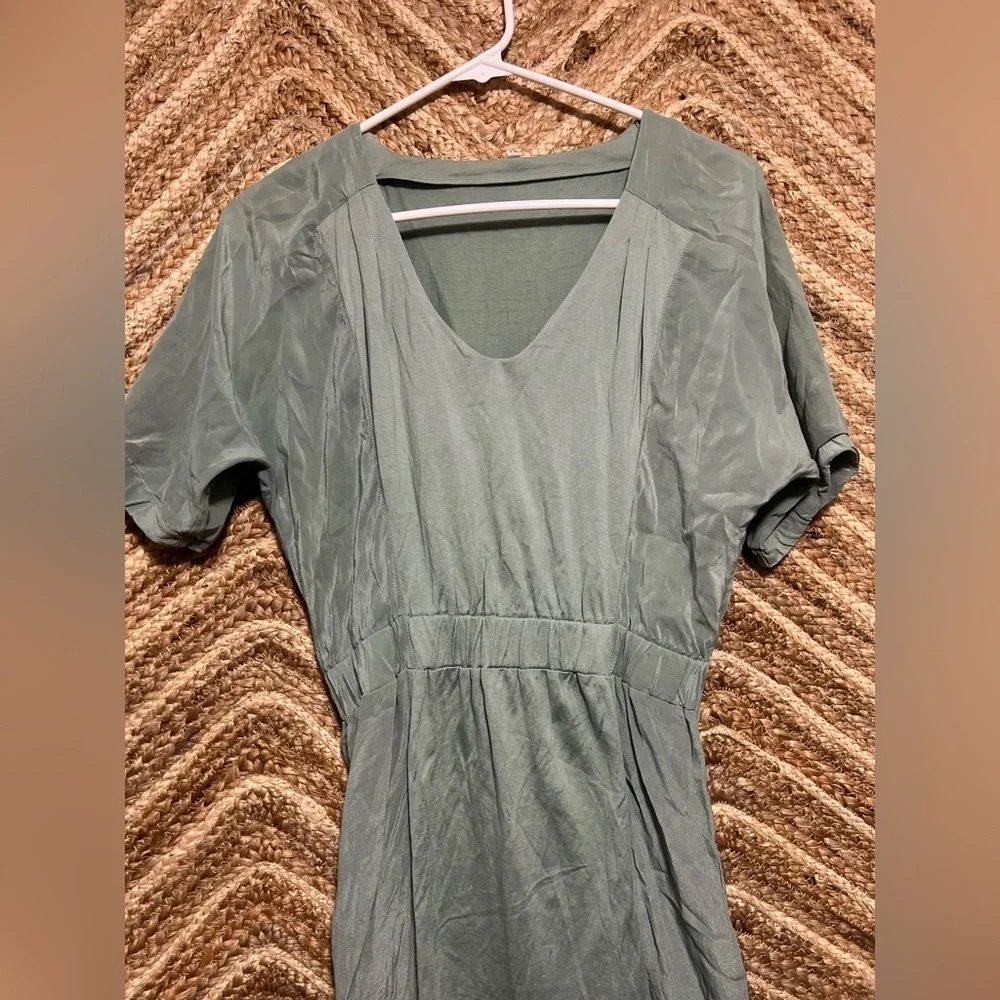 J.Crew Women Silk Sage Green V-Neck Pleat Shift Dress,Size XS,Great Condition